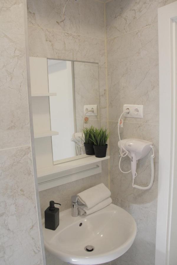 Betariel'Com Hauptbahnhof Appartement Wenen Buitenkant foto